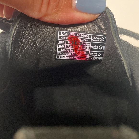 UGG Woodlyn Moccasin Style Booties - Picture 12 of 17